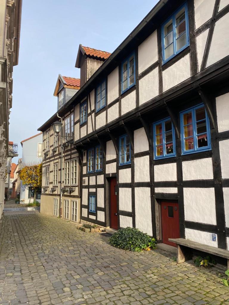 Ferienhaus "Sofia" Anno 1650, Neu - Top Lage - Tempur Beds - Wifi - Parking - Im Herzen Von Detmold-Altstadt, Historische Stadtmauer, Old Lane Detmold Buitenkant foto