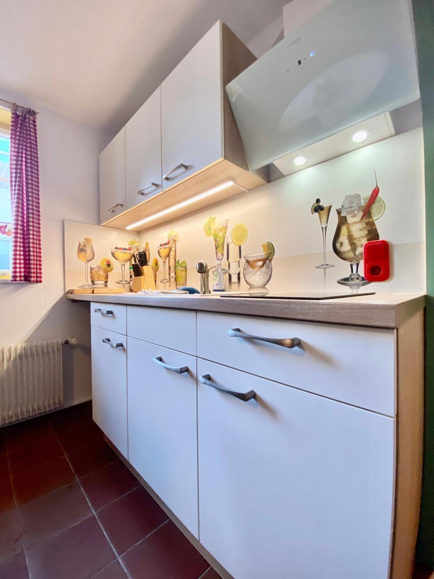 Ferienhaus "Sofia" Anno 1650, Neu - Top Lage - Tempur Beds - Wifi - Parking - Im Herzen Von Detmold-Altstadt, Historische Stadtmauer, Old Lane Detmold Buitenkant foto