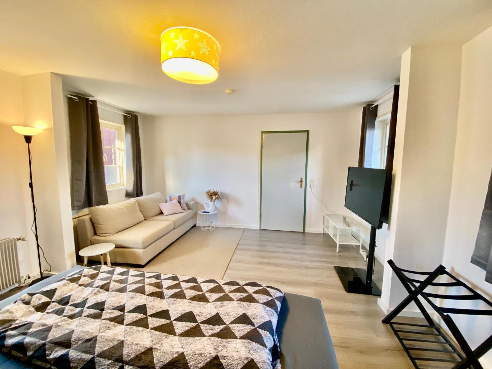 Ferienhaus "Sofia" Anno 1650, Neu - Top Lage - Tempur Beds - Wifi - Parking - Im Herzen Von Detmold-Altstadt, Historische Stadtmauer, Old Lane Detmold Buitenkant foto